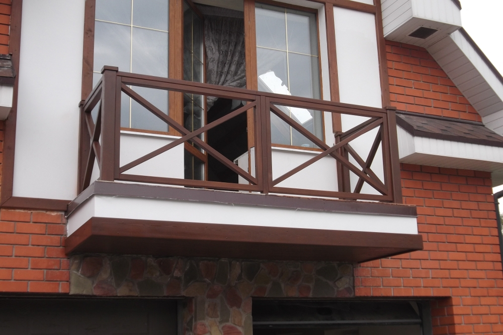 Перила на балкон деревянные ограждения на лоджию из металла дерева 35 фото - фотографии и идеи для оформления
